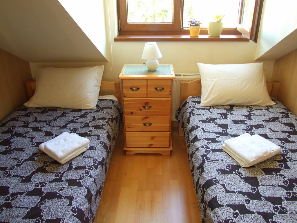 Sunlit Loft Apartment Riga Esterno foto